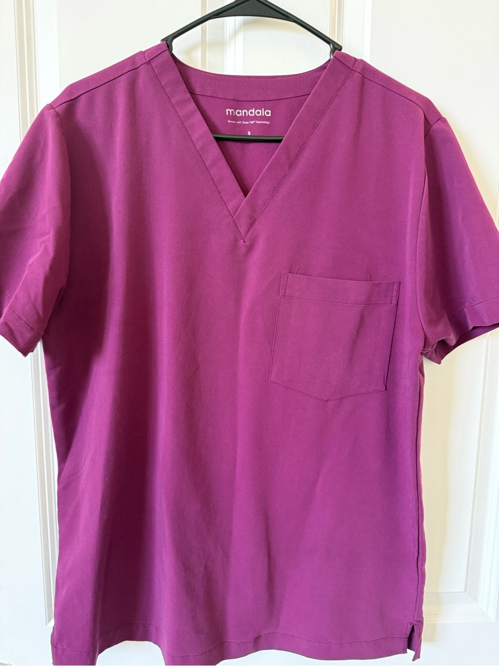 Mandala Men’s V-Neck Scrub (Top and Pants) in Magenta
